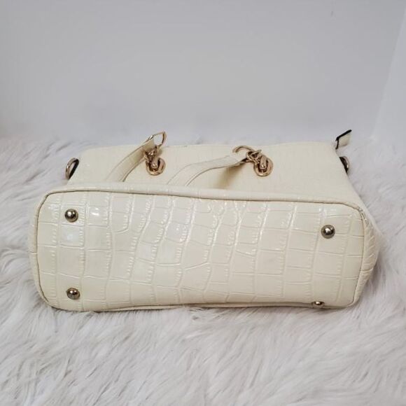 Glossy Croc Large Tote Purse Cream Gold Hardware - Picture 3 of 5